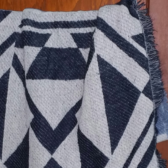 American Eagle Outfitters Aerie Scarf Blue - Picture 2 of 5